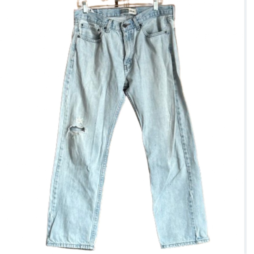 Signature Levi Strauss hundred percent cotton jeans size 34 x 30